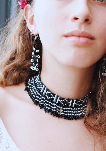 Moonflower Harmony - Black and White Flower Earrings with Round Necklace