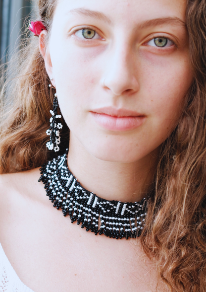 Moonflower Harmony - Black and White Flower Earrings with Round Necklace